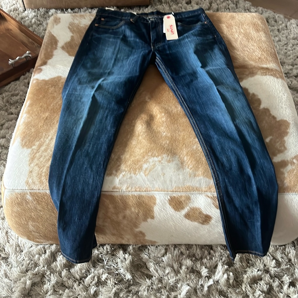 Brand New Levis 514 Jeans